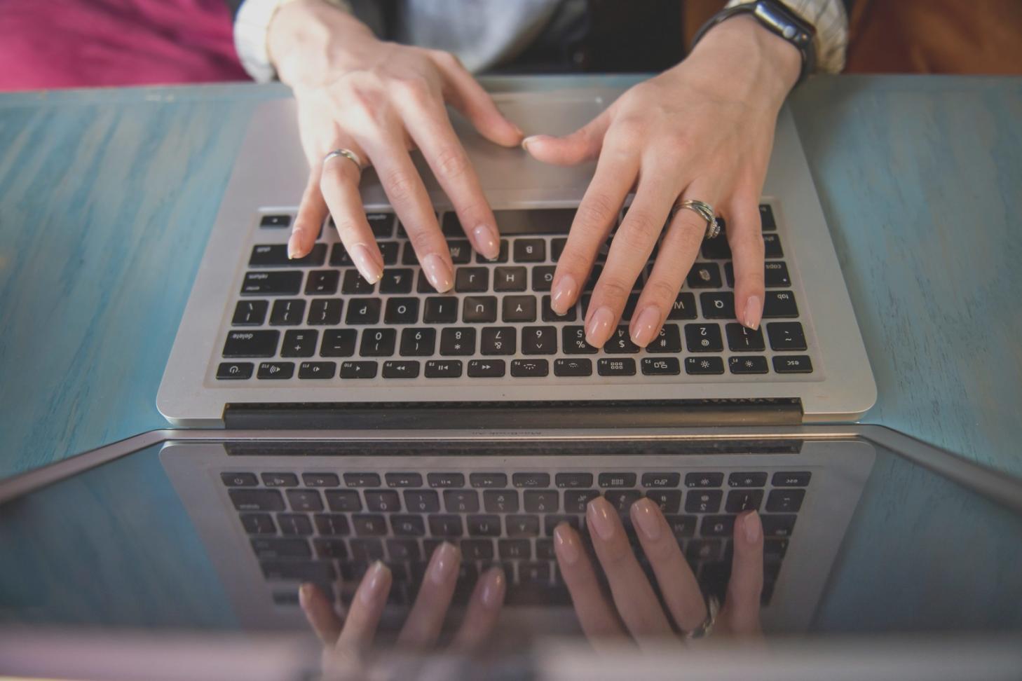 Formation en analyse financière avec tableaux et graphiques